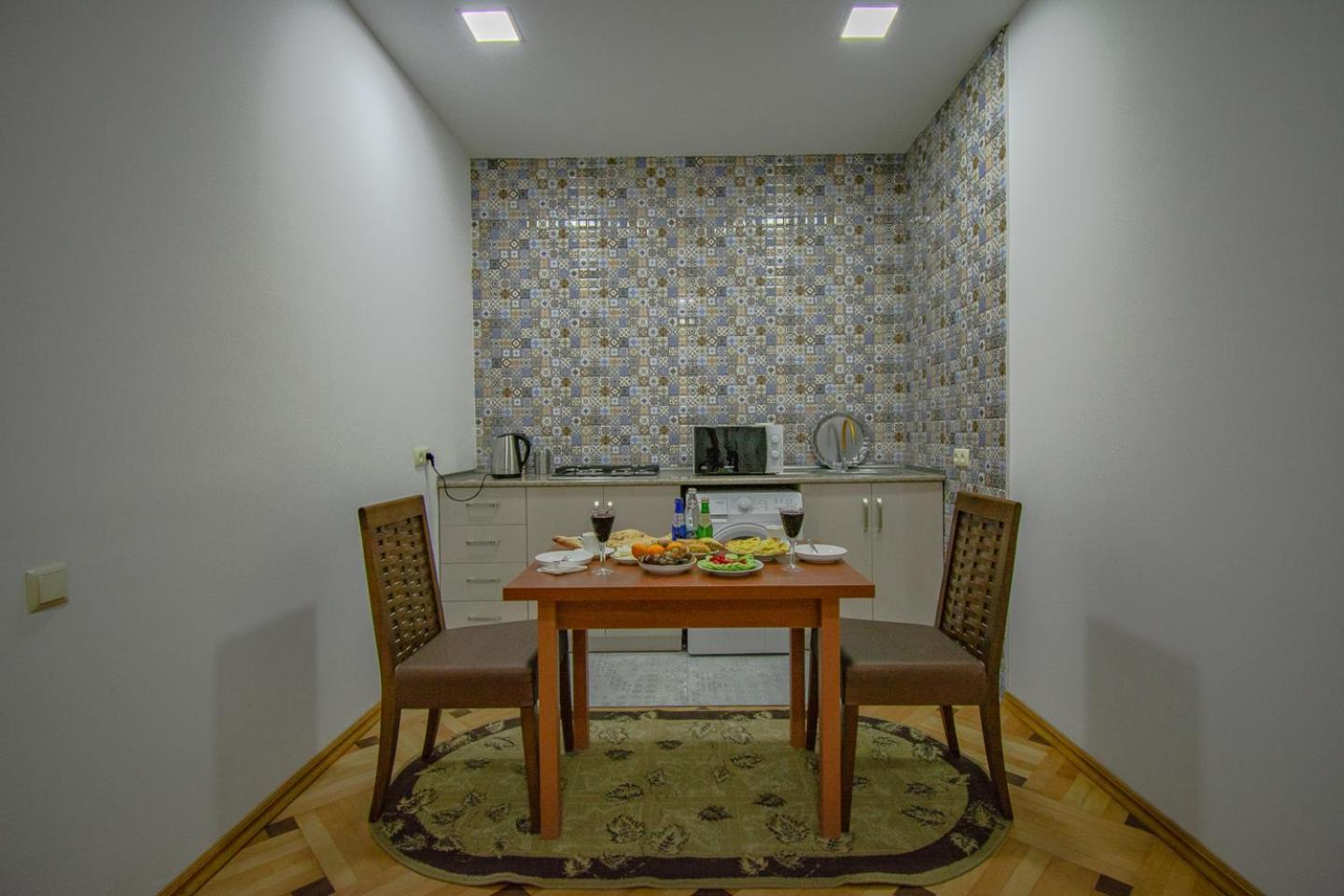 Nana'S Guesthouse Batumi Exteriör bild