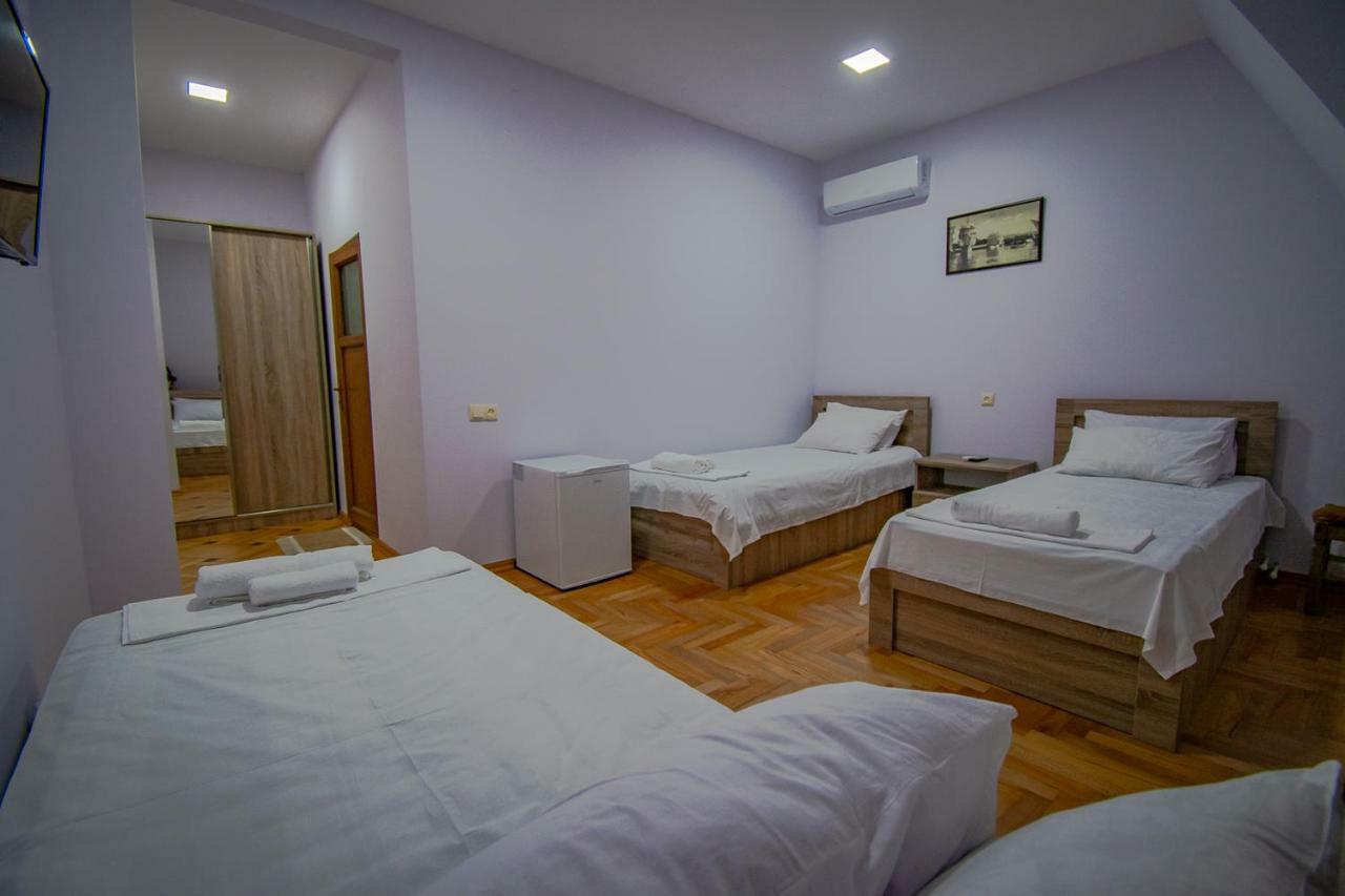 Nana'S Guesthouse Batumi Exteriör bild